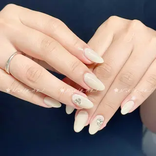 ネイル nana 🤍のネイルデザイン