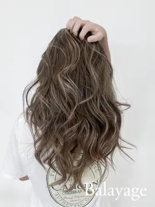 セミロング カラー Misirlou Hairのヘアスタイル