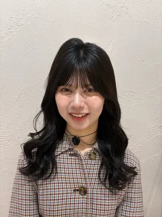 セミロング 𝐘𝐮𝐢 ⠀⠀のヘアスタイル