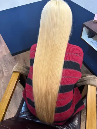 ロング カラー 平田 渚唯のヘアスタイル