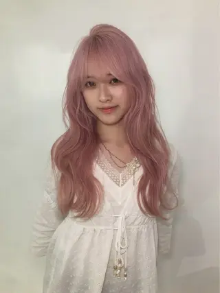 ロング カラー Hanaka🪷 レイヤー×ブリーチのヘアスタイル