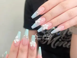 ネイル MoMoA Nail ネイル長さ出し専門店のネイルデザイン