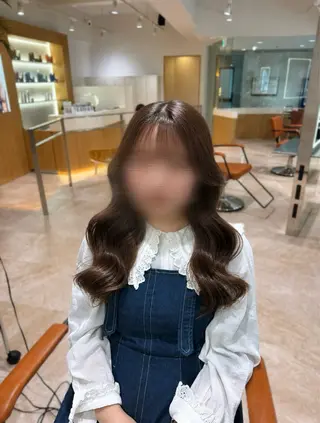 ヘアアレンジ 梅田 巻き下ろし モデル Remiのヘアスタイル