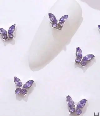 ネイル 🌻🌻🌻ひま わり🌻🌻🌻のネイルデザイン
