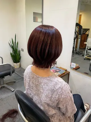 ショート カラー 愛華 【geep】のヘアスタイル