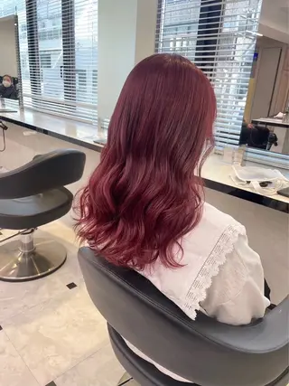 セミロング カラー ヘアアレンジ 🫧モテる💗ダメー ジレスハイトーン🫧のヘアスタイル