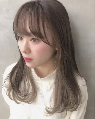 セミロング 橘　愛佳/暖色系 レイヤーカットのヘアスタイル