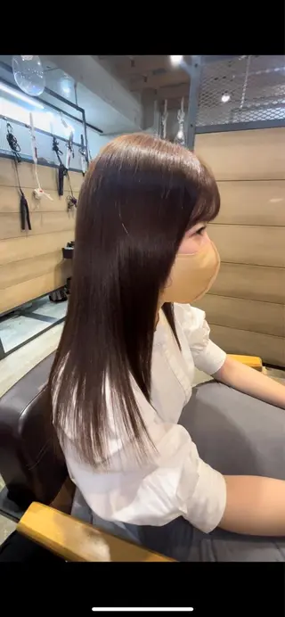 セミロング カラー 髪質改善 永田零亜のヘアスタイル
