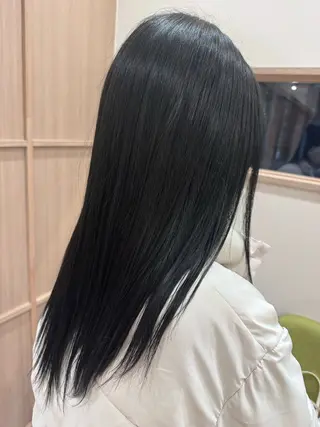 ロング カラー guest 松島のヘアスタイル
