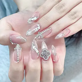ネイル Queens ひなのネイルデザイン