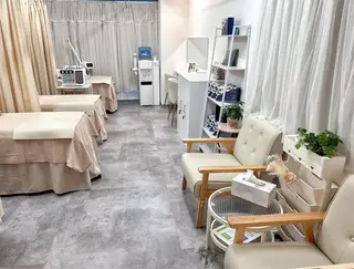 BEAUTY HUB ［小顔•全身美白］のエステ・リラクイメージ
