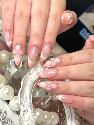ネイル ルシイ🎀新宿長さ 出しパーツ専門店のネイルデザイン