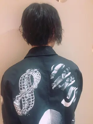 ショート メンズ ウルフカット／吉村 桃子のヘアスタイル