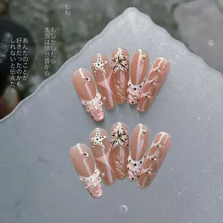 ネイル Luna Nail.Novaのネイルデザイン