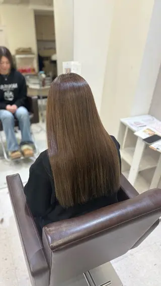 ロング カラー 門田 夏鈴のヘアスタイル