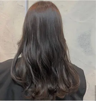 ロング こばやし あこのヘアスタイル