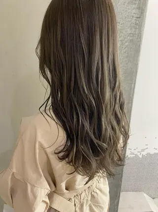 セミロング カラー 清村 和音のヘアスタイル