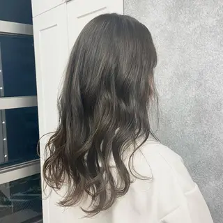 セミロング 🌷久保田 優🌷のヘアスタイル