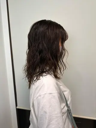 ミディアム パーマ ブリーチカラー🫧 森　凪沙のヘアスタイル