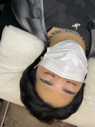 メンズ アイブロウ 池田 麻未の眉毛・アイブロウイメージ