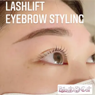 マツエク・マツパ アイブロウ Beautycat Chihiroのマツエク・マツパデザイン