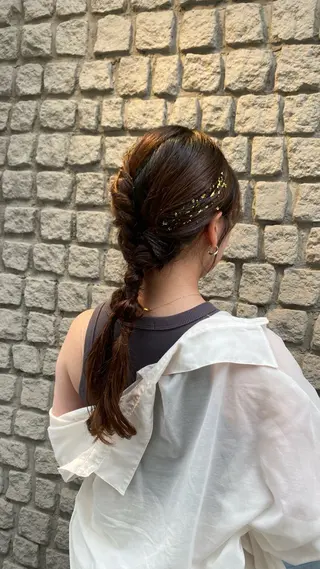 ヘアアレンジ chic / Honoka🧁のヘアスタイル