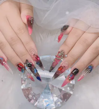 ネイル Lee Nails チップ長さだし専門店のネイルデザイン