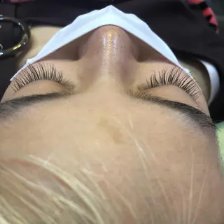 マツエク・マツパ そそ　喜 多のヘアスタイル