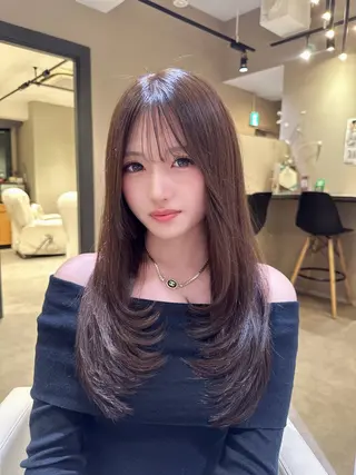 ロング 村上 万愛のヘアスタイル