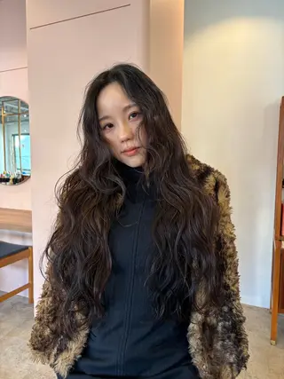 ロング 🧣misaki 🧣のヘアスタイル