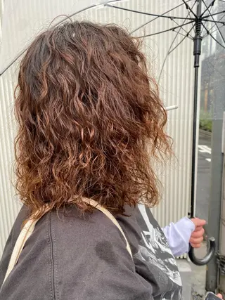 セミロング カラー パーマ お任せヘア☘️☘️ 及川渚のヘアスタイル