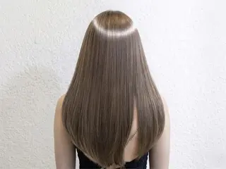 ロング APHRODITE 升田 潤のヘアスタイル