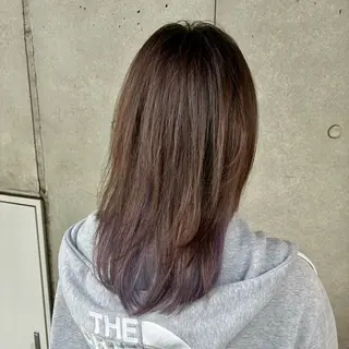 ミディアム カラー 遠藤姫花 𝒂𝒔𝒉草加𓂃のヘアスタイル
