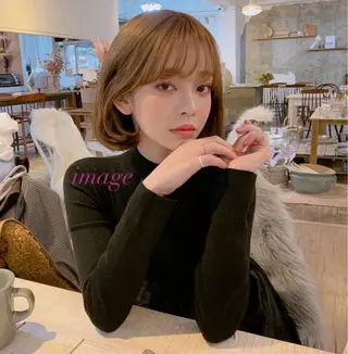 aku🩷韓国風🩷 暖色カラー🎀のヘアスタイル