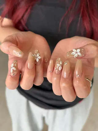 ネイル nailsalon YOLOのネイルデザイン