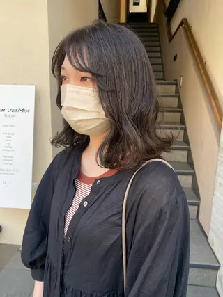 ミディアム Okamura Chisatoのヘアスタイル