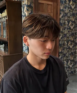 ショート 松下 寛人のヘアスタイル