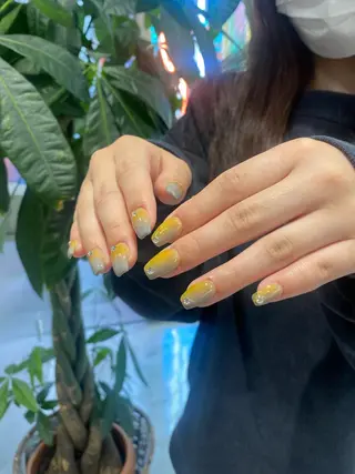 ネイル Shiori・:* 💫のネイルデザイン