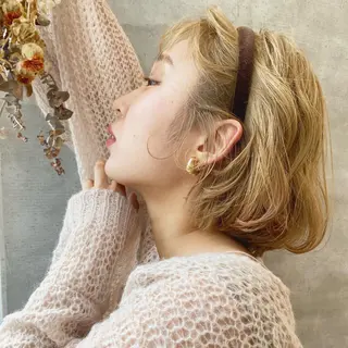 ショート カラー RIRI💛 ママ美容師👶🏻のヘアスタイル