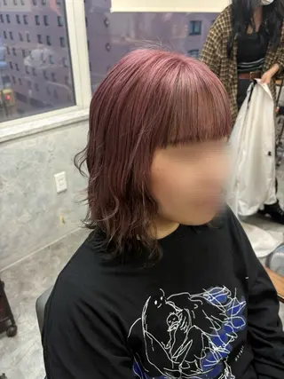セミロング シモイケ ルアのヘアスタイル