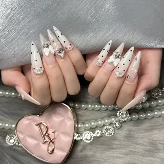 ネイル Luna Nail.Novaのネイルデザイン