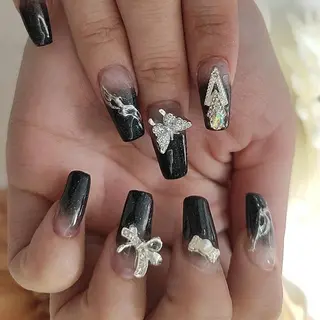 ネイル RUNWAY のネイルデザイン