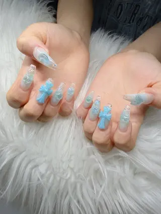ネイル Lee Nailsのネイルデザイン