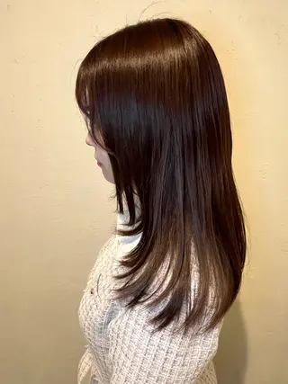 セミロング カラー 伊藤 さやかのヘアスタイル