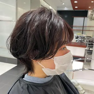 ショート カラー パーマ 【潤いツヤヘア🫧】 岸野 妙波のヘアスタイル