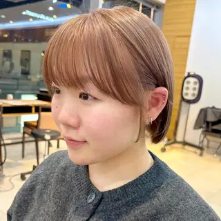 ショート カラー 顔まわり🥨レイヤー /透明感/水口舞奈のヘアスタイル