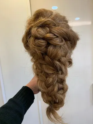 ロング yoshimi .のヘアスタイル