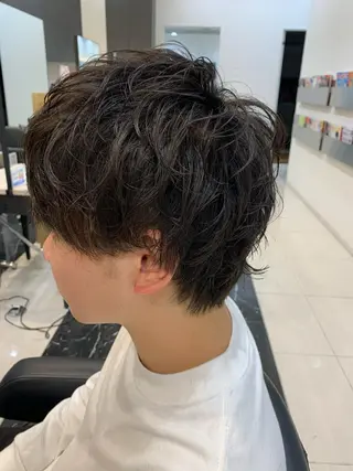 パーマ メンズ 内藤 拓磨のヘアスタイル