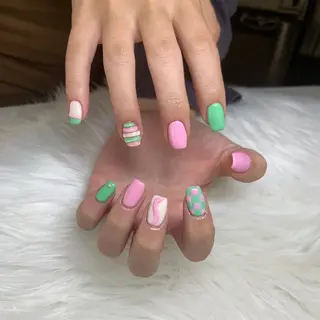 ネイル ETOILE staffのネイルデザイン