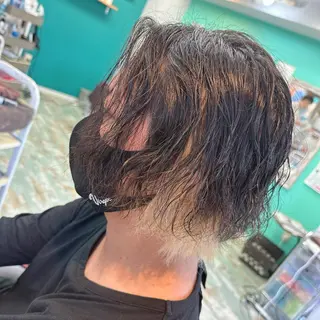 ミディアム カラー メンズ 三原 友美のヘアスタイル